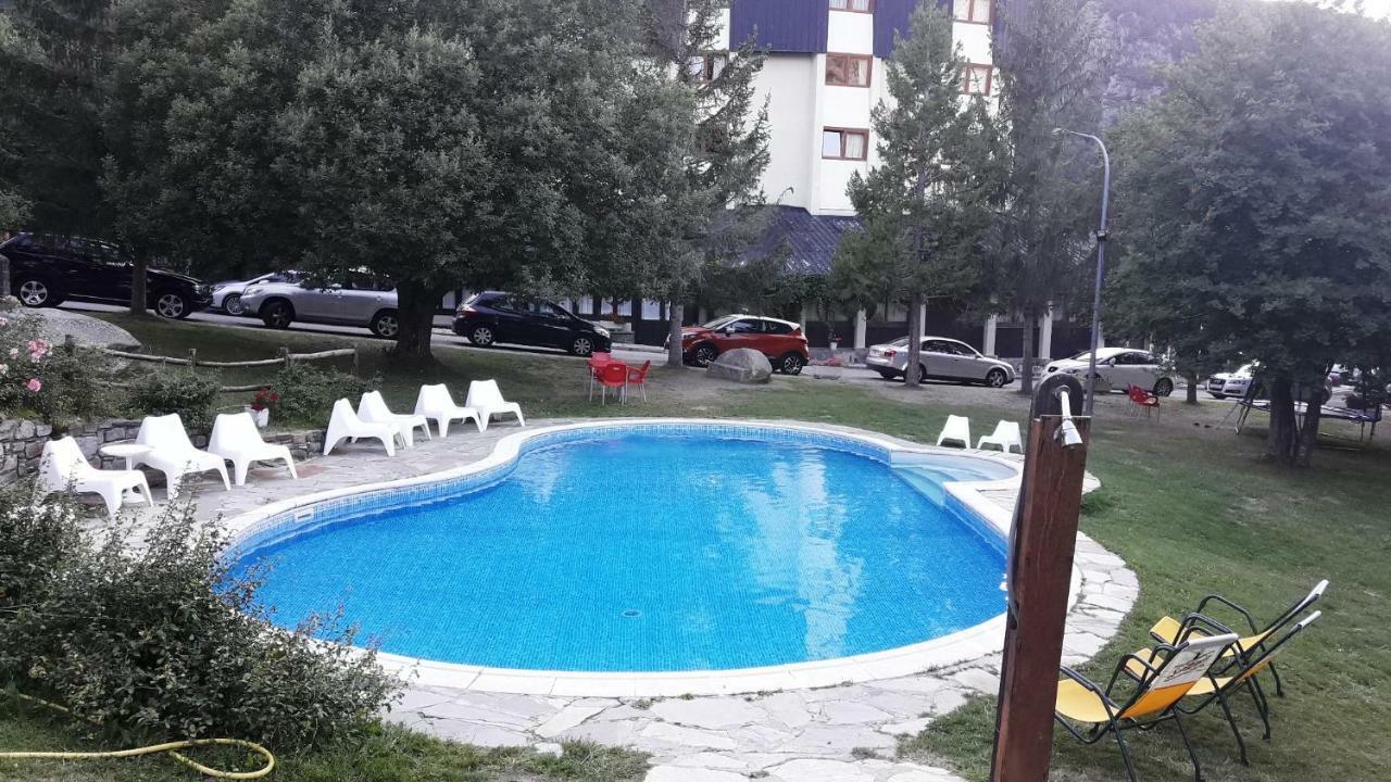 Hotel Or Blanc Espot Exterior foto